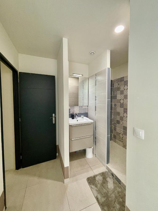 Appartement Souplex Jardin Proche Autoroute, Plages Et Attractions, Wifi - Tv, Calme Bessan Exterior photo