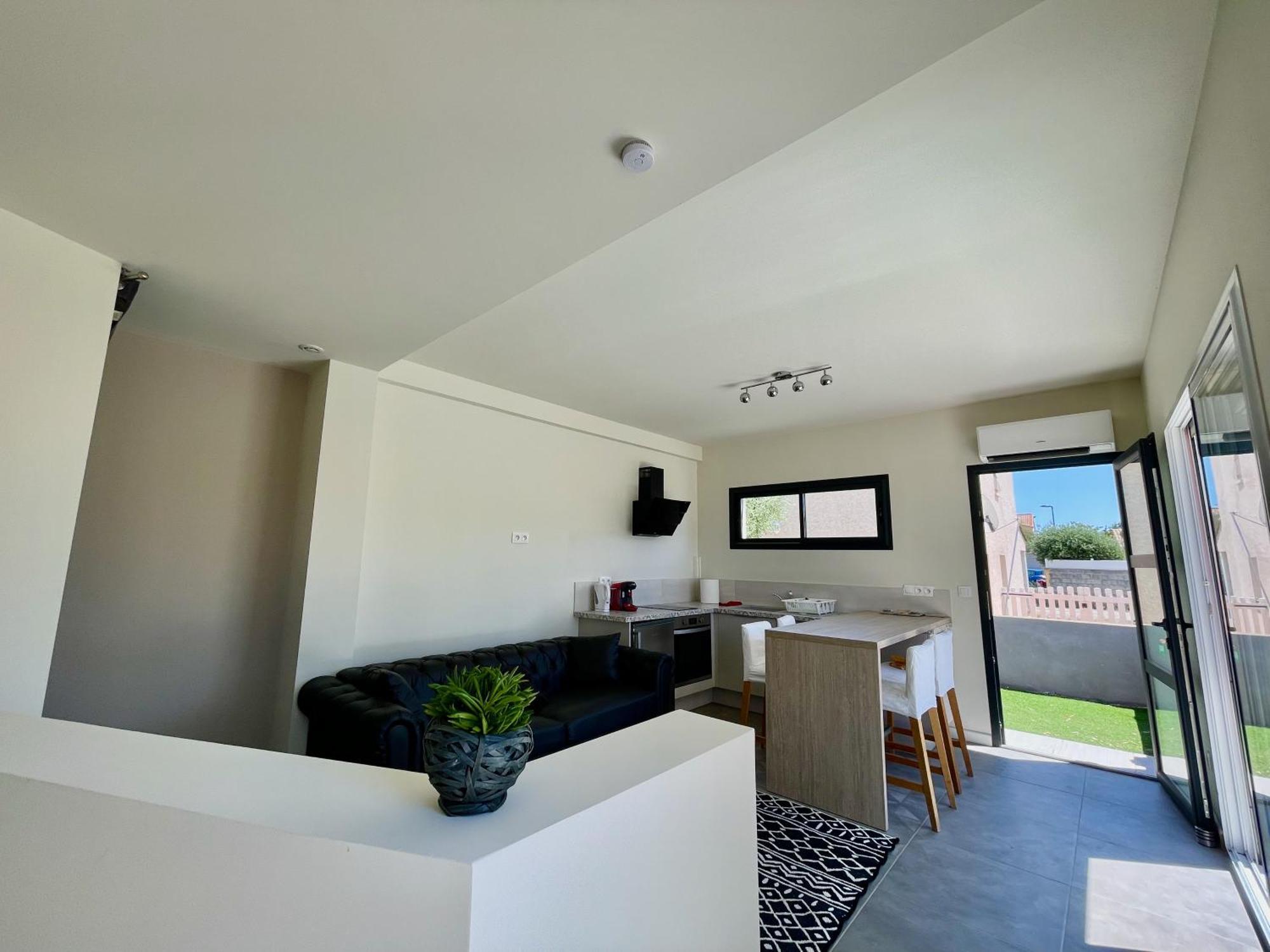 Appartement Souplex Jardin Proche Autoroute, Plages Et Attractions, Wifi - Tv, Calme Bessan Exterior photo